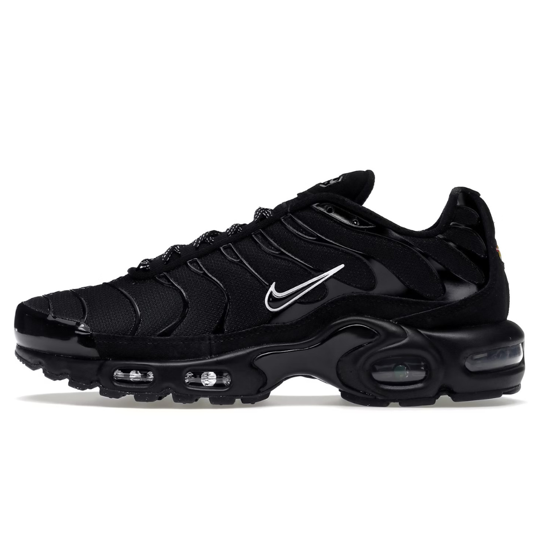 TN Black White